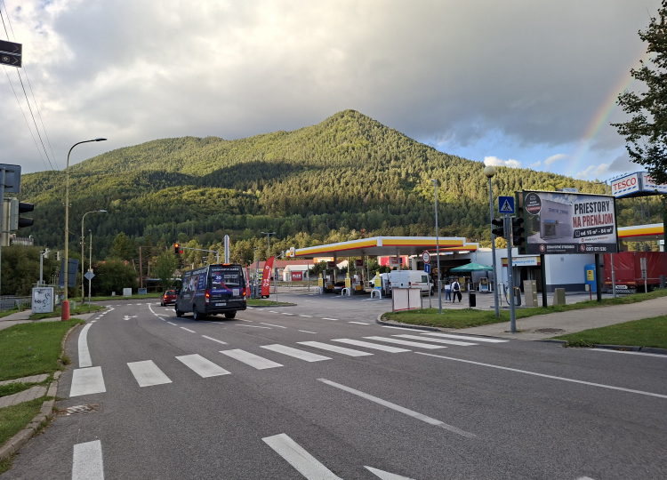 Prečo niektoré semafory v Ružomberku len blikajú?
