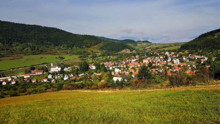 Príroda okolia Ružomberka: Dedinka v tôni Choča